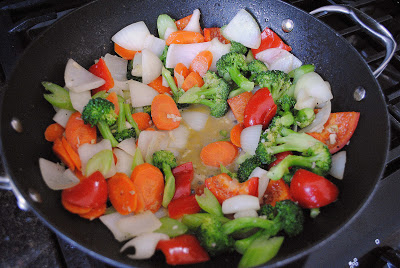 Garlic-Ginger Chicken and Vegetables Stir Fry