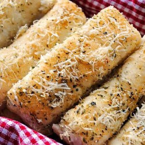 Easy Garlic Bread Sticks